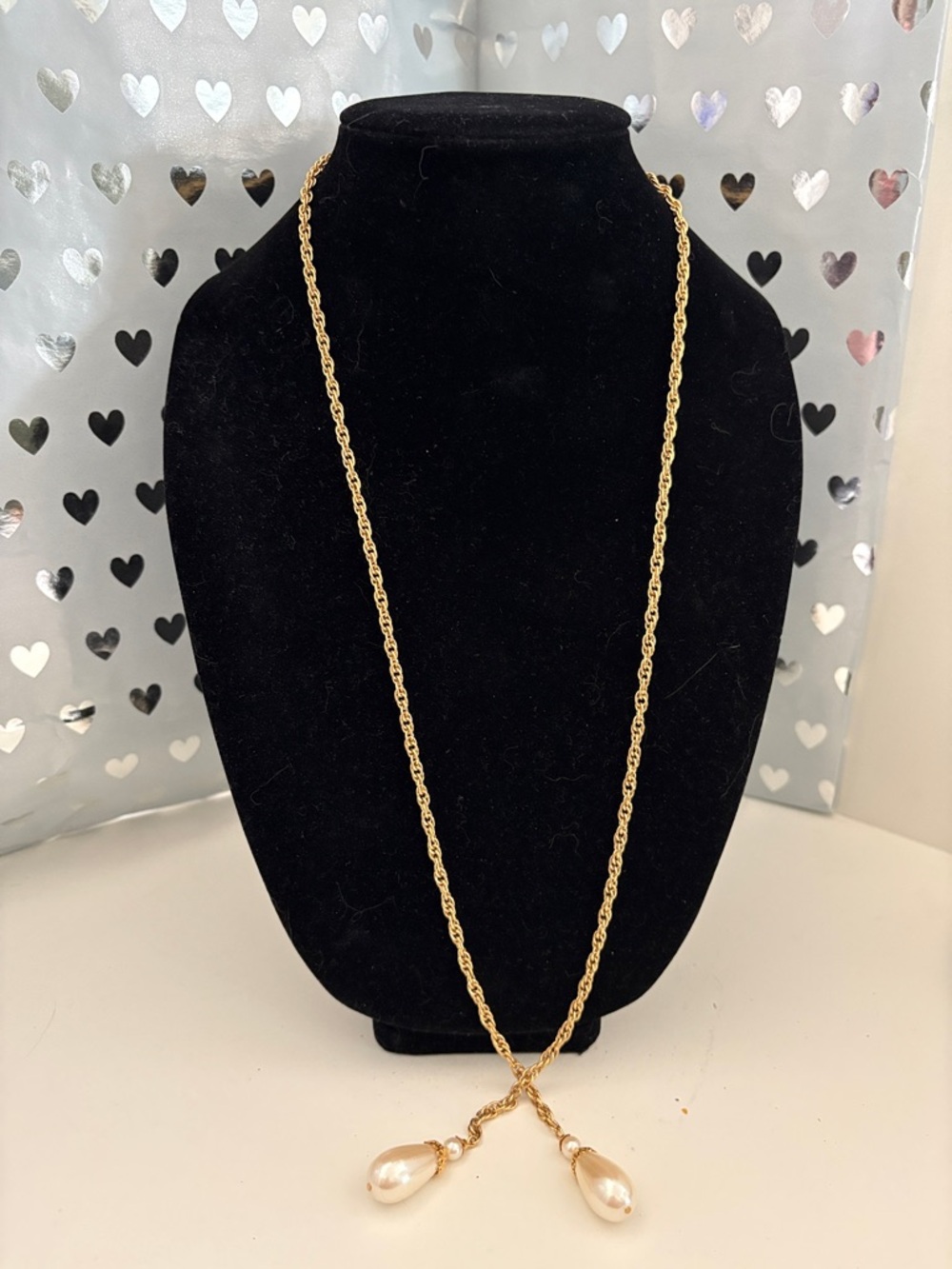 Vintage 36" 1~Strand Chain Tear drop Faux Pearl Necklace Estate Never Worn